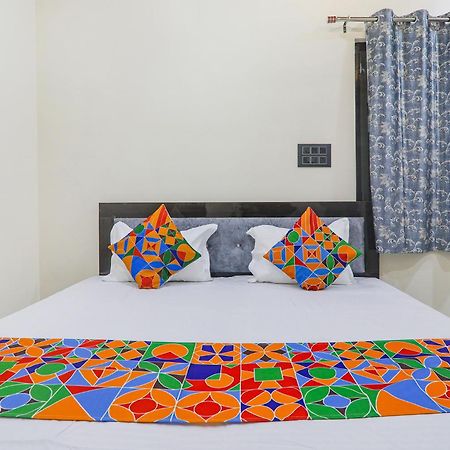 Fabexpress Awadh Inn - 400M From Shri Ram Janam Bhumi Ayodhya Bagian luar foto