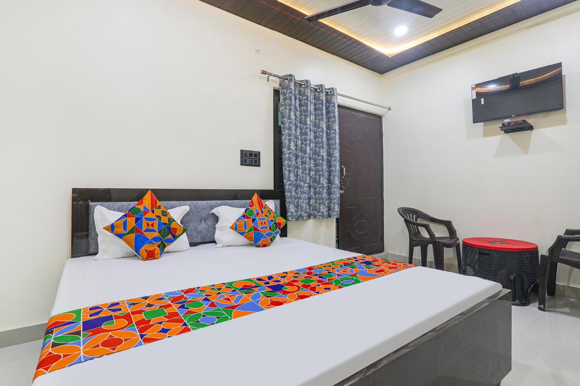 Fabexpress Awadh Inn - 400M From Shri Ram Janam Bhumi Ayodhya Bagian luar foto