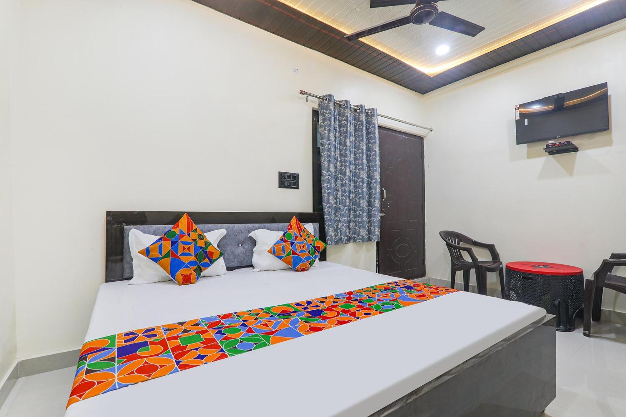 Fabexpress Awadh Inn - 400M From Shri Ram Janam Bhumi Ayodhya Bagian luar foto